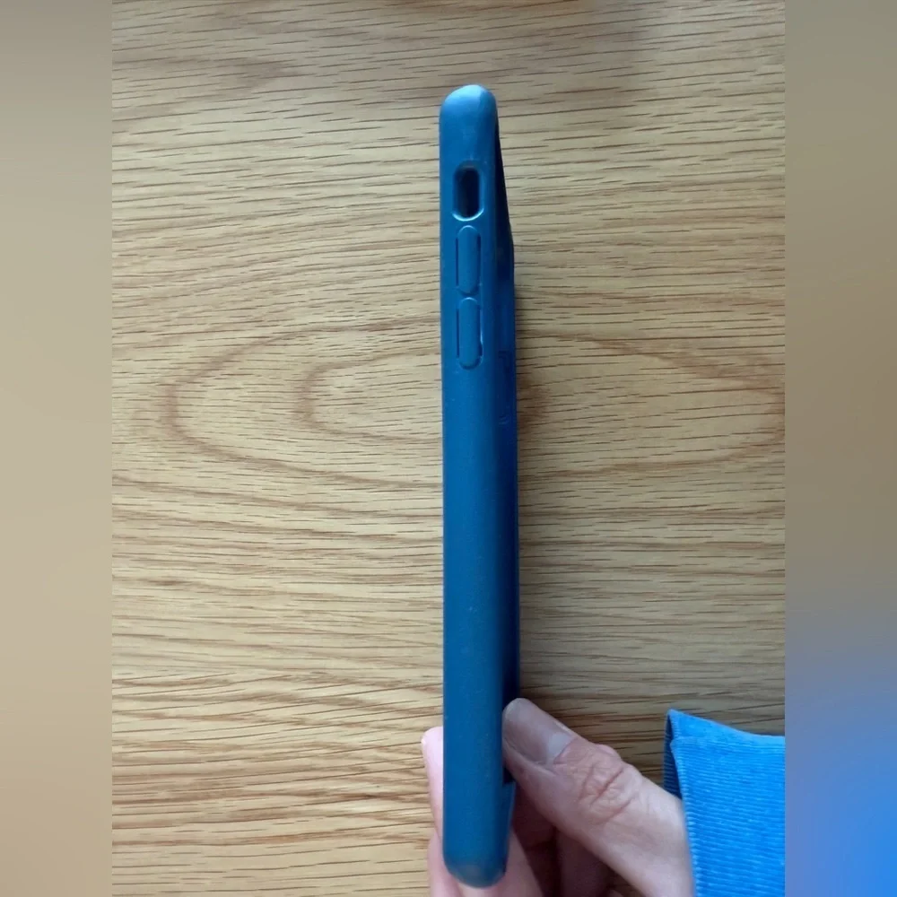 MagBak for IPhone X/XS - Picture 8 of 12